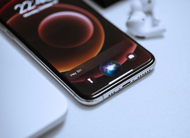 Az AI használata a mindennapokban siri ai telefon